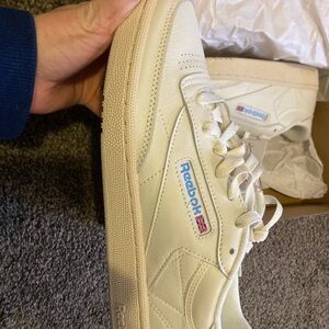 Classic Reebok women’s 10